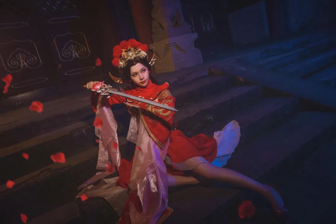 王者榮耀cos：絕美cos露娜一生所愛，仙女下凡，整個人都淪陷了