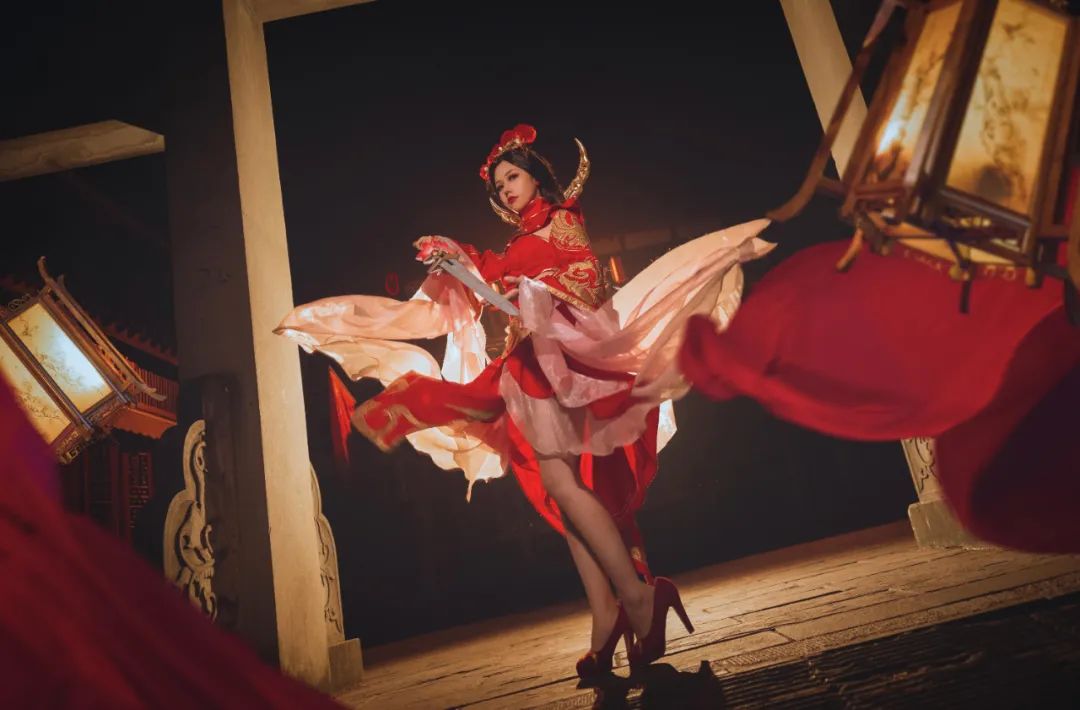 王者榮耀cos：絕美cos露娜一生所愛，仙女下凡，整個人都淪陷了