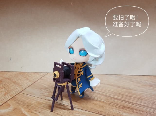 第五人格：約瑟夫自制手辦萌翻眾人！身材迷你拍照技術依然高超！