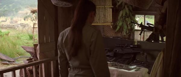 電影槍械解讀《古墓麗影2》：中國演員參演卻票房慘淡的失敗續作