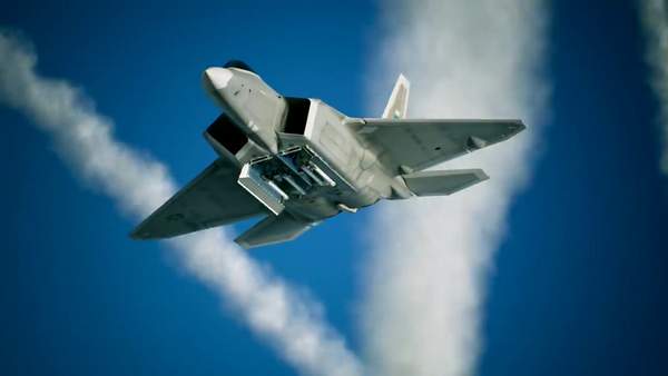 《皇牌空戰7》新機體介紹預告 隱形戰機“猛禽”亮相