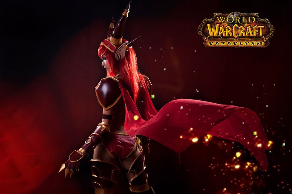 魔獸世界大人物——紅龍女王：阿萊克斯塔薩