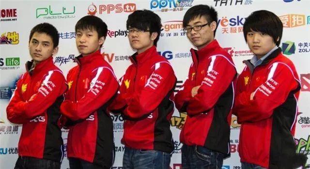 中國第一個LOL世界冠軍，盤點WE世界賽場的勝利與挫折