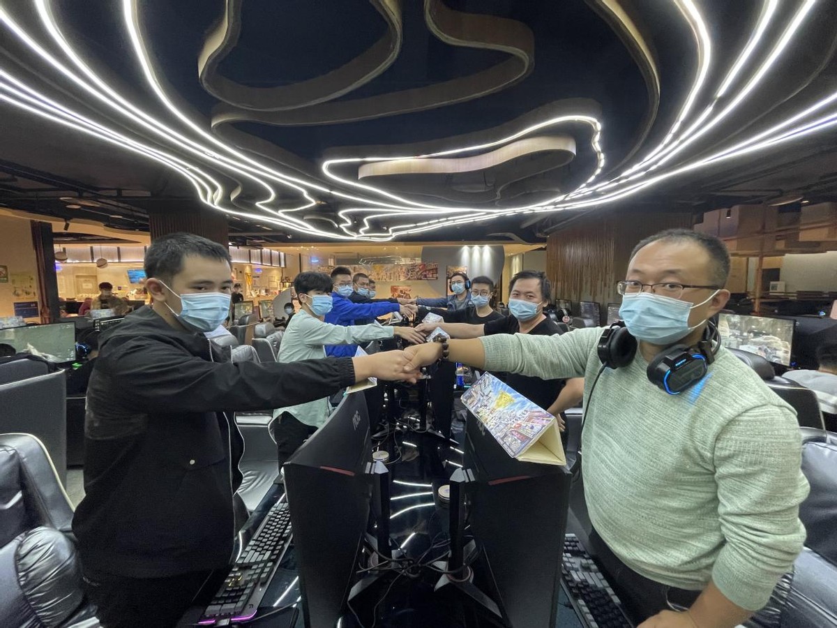 2021年穿越火線高清競技大區百城聯賽秋季賽紫陽紅網吧圓滿結束