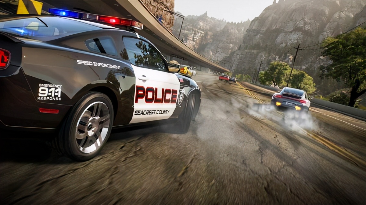 《極品飛車14:熱力追蹤 復刻版》IGN 8分 比原作更出色