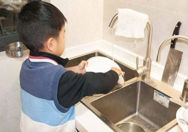 勞動最光榮！幼兒園五一勞動節活動方案、教案（小中大）