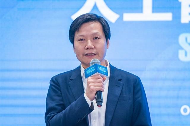 罵小米，夸小米，學小米，羅永浩為什么轉變了對雷軍的態度？