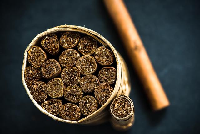 現在最不受網絡影響的實體店是什么行業？