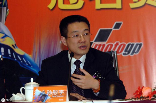 妻子是支付寶CEO, 丈夫創立淘寶卻黯然離職，如今成功捧出拼多多