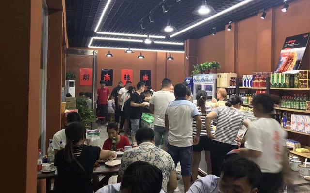 都是博眼球做營銷，為什么有的餐廳生意火爆，有的卻損失慘重？