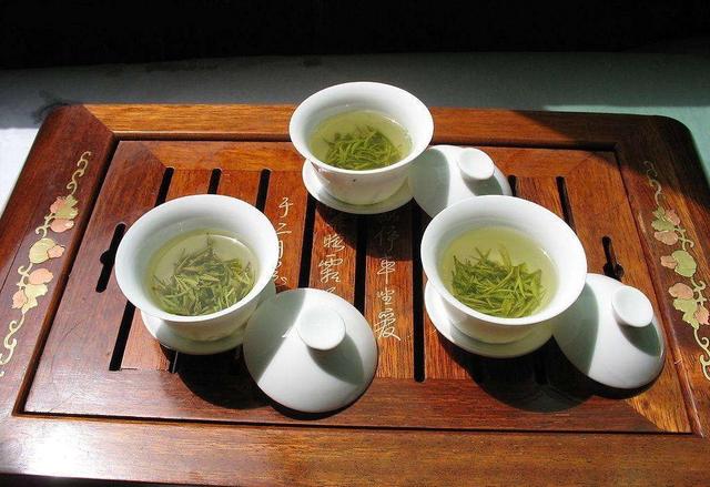又發現一樁暴利生意！賣茶葉賣出三千萬，比銀行還賺錢