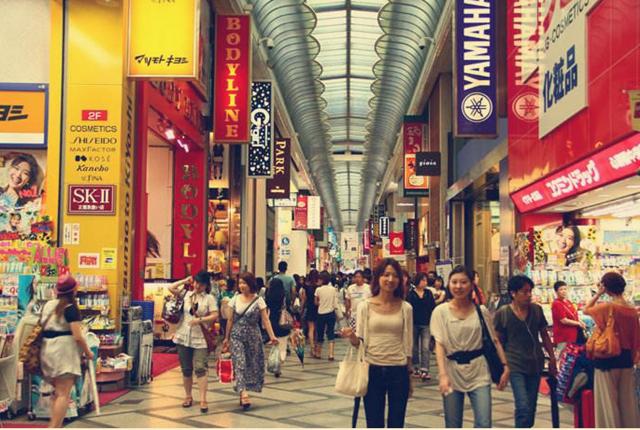 國內電商為什么發展快？而日本卻實體店發達？