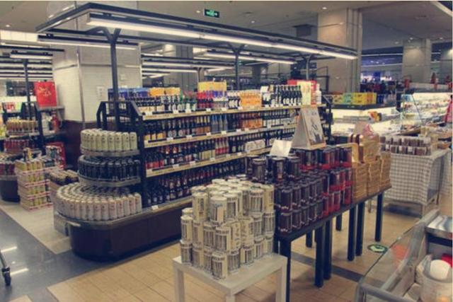 國內電商為什么發展快？而日本卻實體店發達？