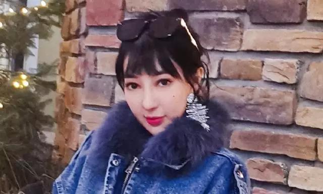 “網紅鼻祖”郭美美回歸直播道歉，網友：不需要，別出來撈金就行