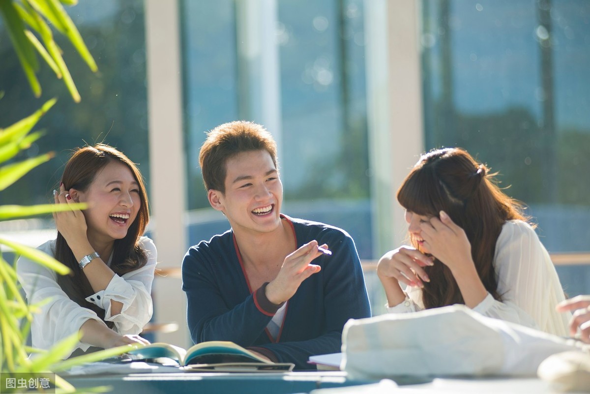 大學生創業項目推薦，校園新興市場小生意，低投資回報高