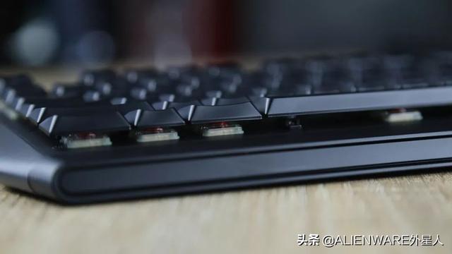 玩 · 機械鍵盤水洗還是機洗？這是個難題