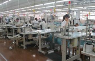 大學生在校創業，在眾人的幫助下年收入達到百萬