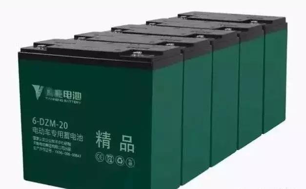 電動車充電，長時間不拔充電器有什么影響？修車師傅告訴你！