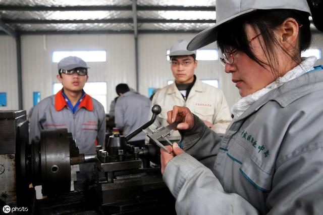 讓職業院校成為就業創業培訓的重要陣地！行動計劃來了