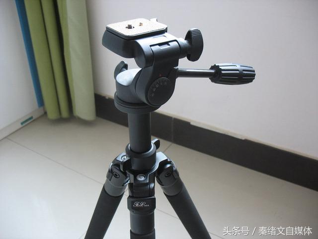 怎么做好自媒體創業？只需要一個手機，一個電腦，一個三腳架即可