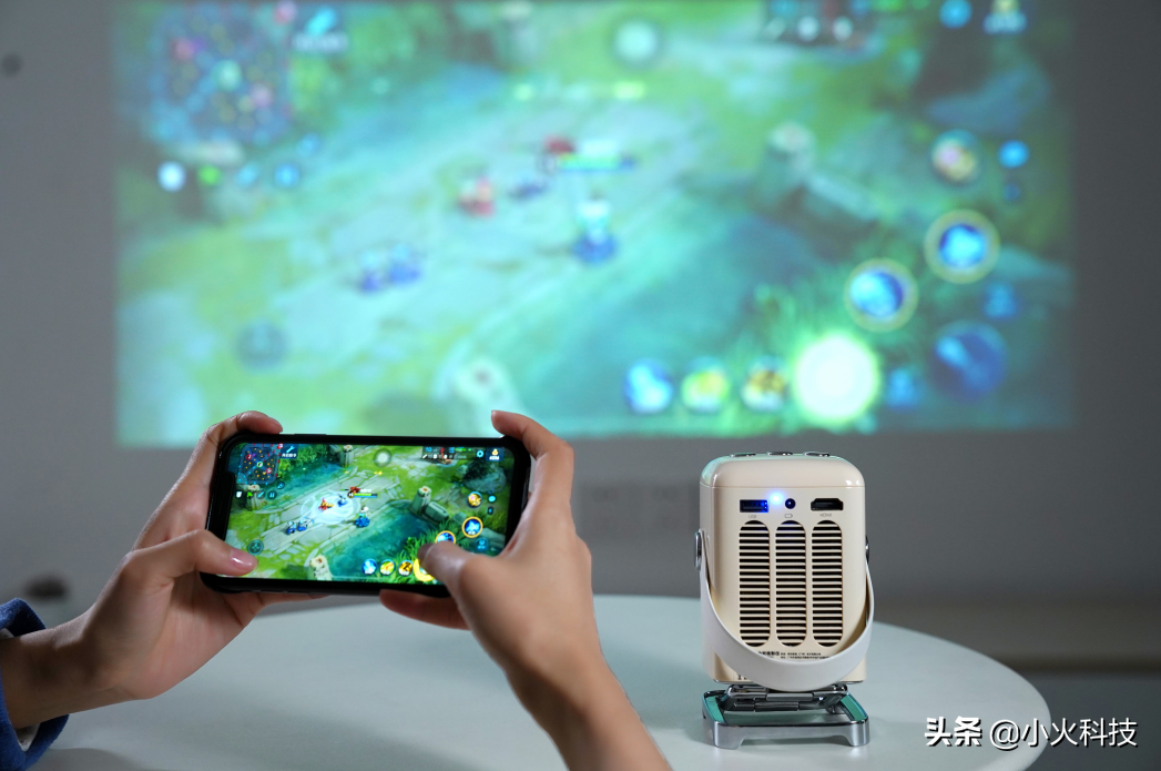 手機怎么投屏到投影儀上？這篇圖文教程教你輕松搞定