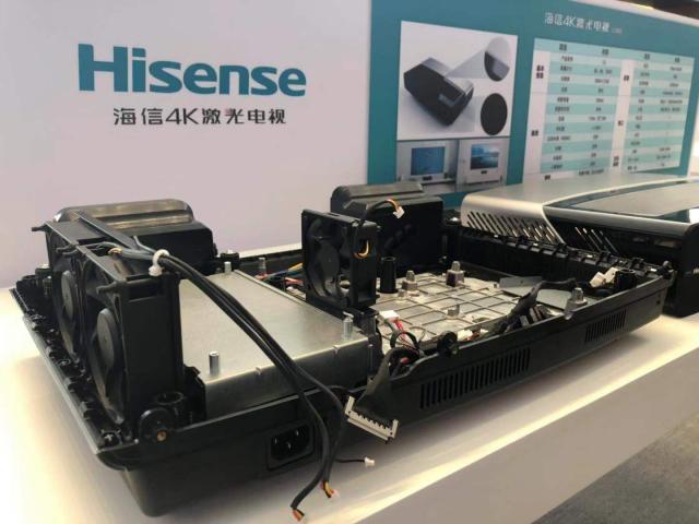 激光電視里面是“啥樣”？海信拆了一臺，濃縮就是精華