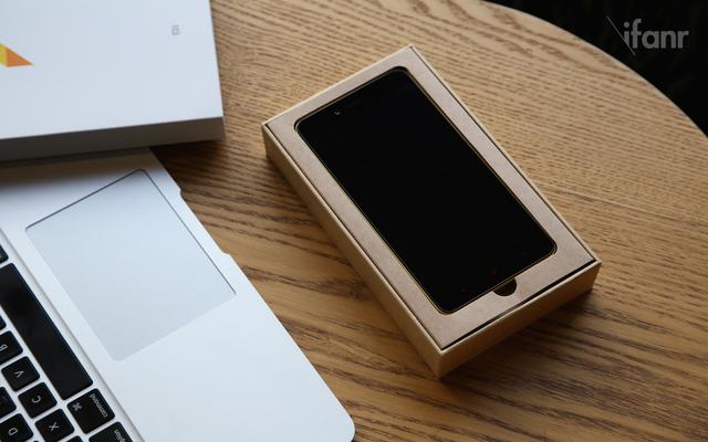 性價比有多高？來看看紅米 Note 2 上手