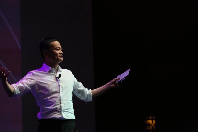 馬云的創業故事，坦言曾經被30家公司拒絕