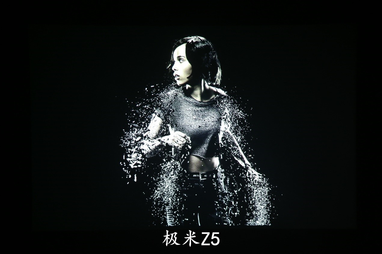 超千流明微型智能投影誰更好？微鯨F1、極米Z5對比評測