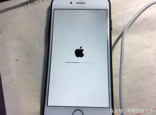 一招找回已刪除的微信好友，根本不用越獄！
