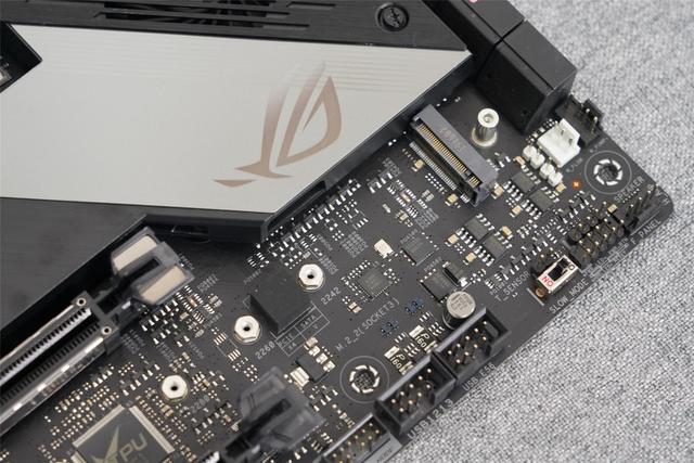 AMD第三代銳龍處理器首發評測:i9已無力招架
