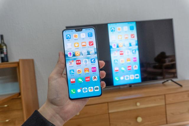 開機永遠沒廣告，可以打電話，這樣的電視誰不要？