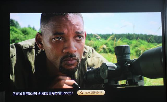 高端家用投影哪家強？極米H3 VS 堅果J9 對比分析評測