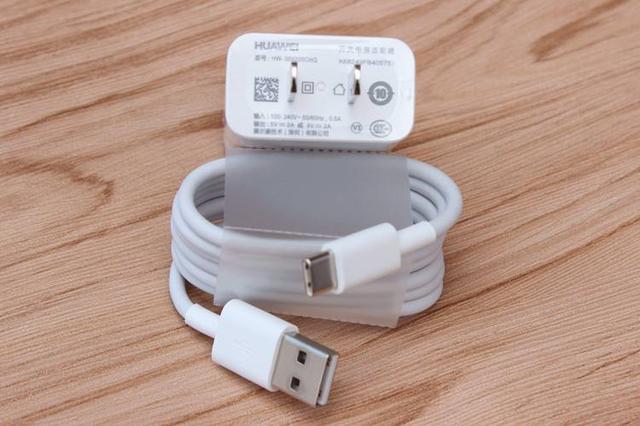 手機充電器充不了電？其實4招就能解決