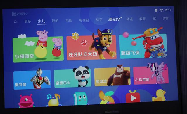 高端家用投影哪家強？極米H3 VS 堅果J9 對比分析評測