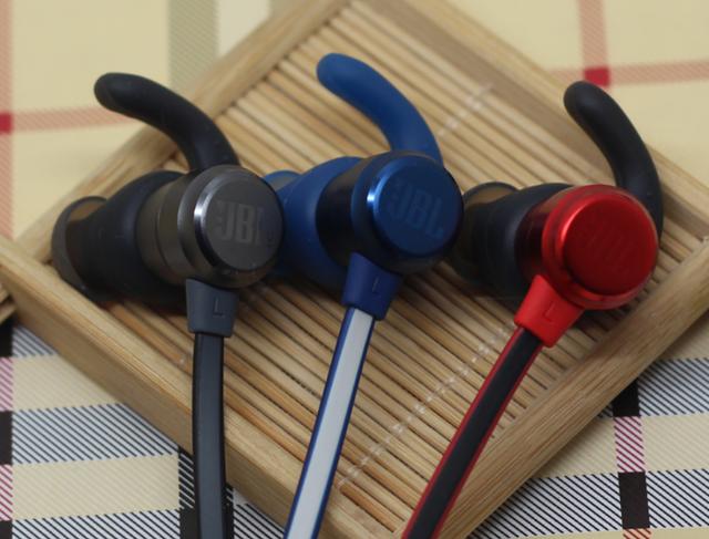 哪種品牌耳機音質最好，音質最好的hifi耳機推薦