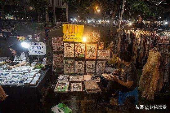 夏天馬上到了，擺地攤賣什么最賺錢？