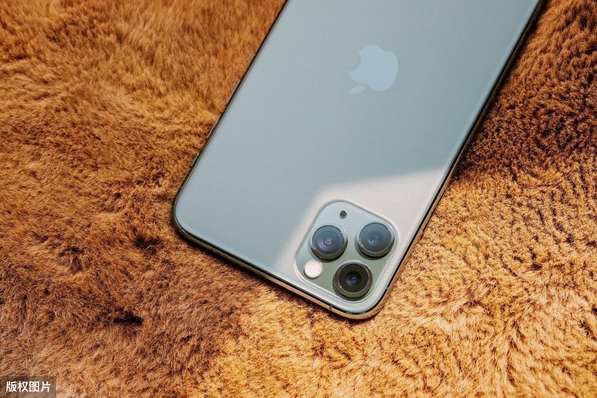 iPhoneSE2批量刪除通訊錄教程，兩部iPhone手機通訊錄混淆怎么辦