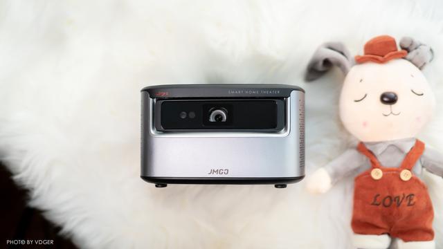 堅果J7S投影儀開箱體驗，1080P高清投影3899元值不值得買？
