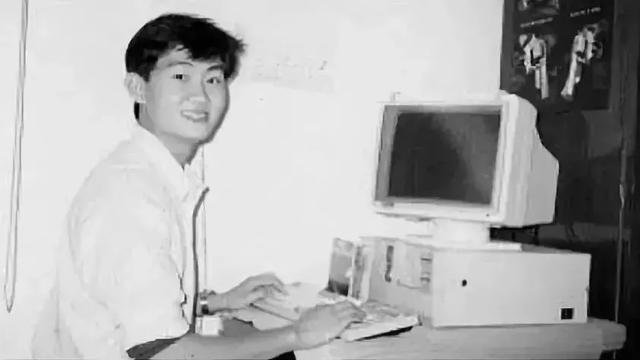 20年前的馬云、韓寒和中國是怎樣抓住機遇，開啟命運的加速？