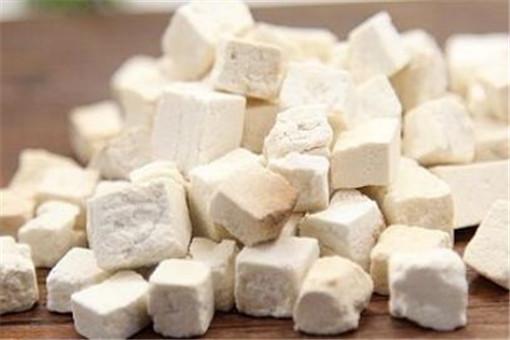 農村種植哪幾種藥材能夠掙錢？這幾種前景不錯，農民種過幾種？