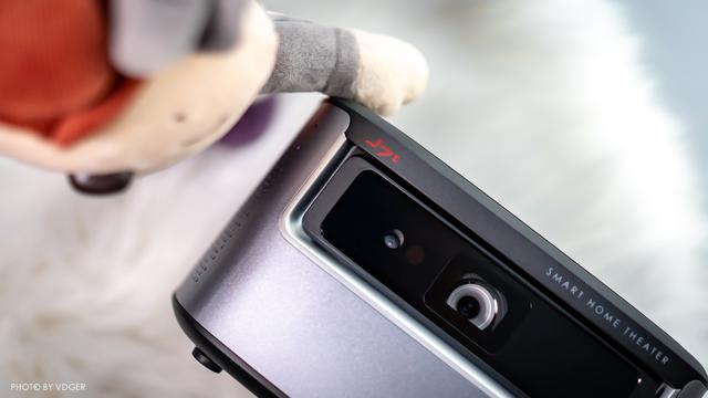 堅果J7S投影儀開箱體驗，1080P高清投影3899元值不值得買？