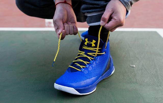 最強庫里戰靴！Under Armour Curry 3 實戰測評