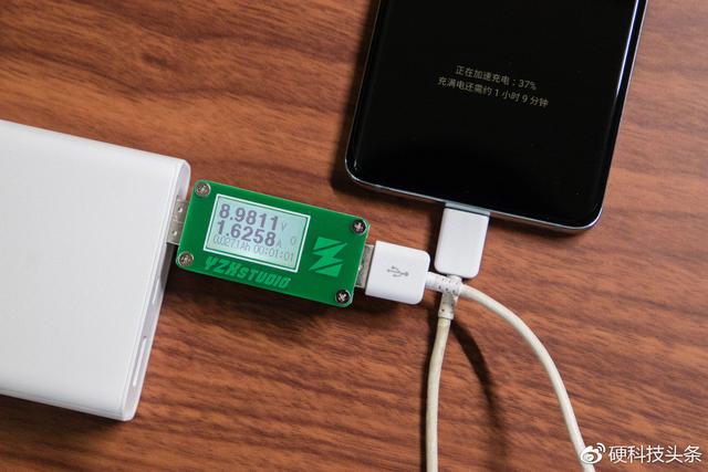 小米、Anker、摩米士等9大品牌10款大容量充電寶橫評 ，誰值得買