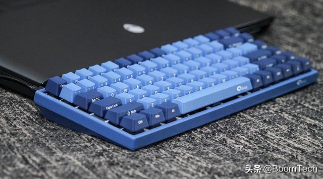 桌面上的海岸線 AKKO 3084SP海洋之星機械鍵盤開箱體驗