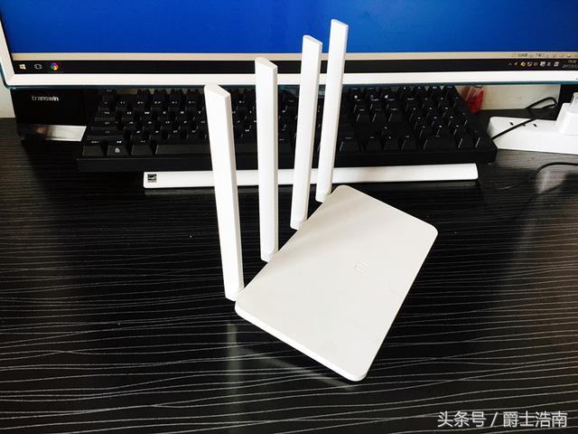 49元的小米路由器3c開箱體驗：好看就好用嗎？