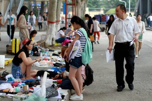 擺攤賣什么更賺錢？看完這5個品類也許你也能月入過萬