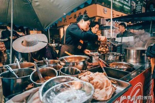 百位地攤老板總結，新手如何擺地攤？賣什么最賺錢？最全攻略