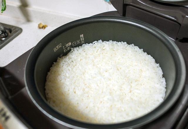 美的PK象印，IH電飯煲最詳細大評測，買電飯煲必看攻略哦