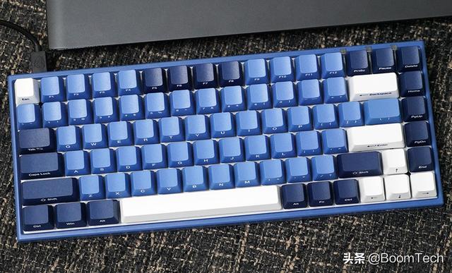 桌面上的海岸線 AKKO 3084SP海洋之星機械鍵盤開箱體驗